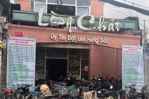 Không có khách hàng, quán Lòng Chát tại TP. HCM thông báo đóng cửa