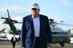 Nóng: Chính sách thuế đối ứng của ông Trump được khôi phục
