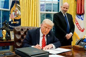 Thép Việt Nam xuất khẩu sang Mỹ có thể bị ông Trump áp thuế tới 50%