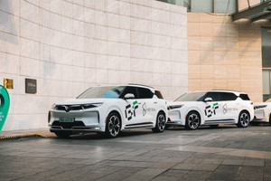 Green Future của tỷ phú Phạm Nhật Vượng ra mắt dịch vụ đưa đón 'khác hẳn taxi truyền thống'