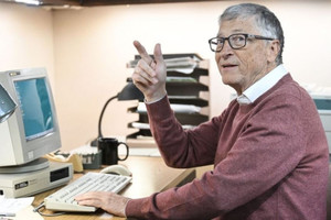 Ông vua công nghệ Bill Gates chỉ ra 3 nghề 'không bao giờ thất nghiệp' dù bão AI càn quét toàn cầu, nghề đầu tiên nhiều người bất ngờ
