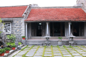 Nhà đá hơn trăm tuổi giữa lòng cố đô, chủ nhân từng tham gia xây dựng ‘kinh đô Công giáo Việt Nam’