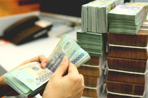 Từ hôm nay 1/6, hàng chục nghìn hộ kinh doanh phải nộp thuế theo doanh thu thay vì ‘mức khoán’ như trước đây