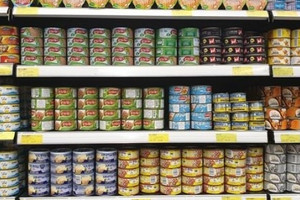 Người Mỹ đổ xô mua một món ăn rẻ tiền, chuyên gia cảnh báo suy thoái