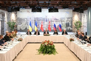 Phái đoàn Nga - Ukraine bắt đầu đàm phán trực tiếp tại Thổ Nhĩ Kỳ