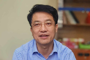 Cho thôi việc công chức 1 năm không hoàn thành nhiệm vụ để xóa biên chế suốt đời