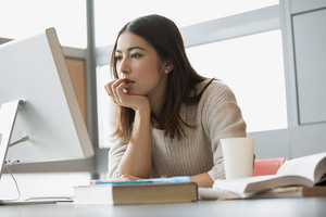 Nguy cơ teo não, giảm trí nhớ từ một thói quen gần như dân văn phòng nào cũng mắc phải