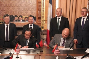 Việt Nam – Hoa Kỳ vừa ký kết loạt thỏa thuận tổng trị giá 800 triệu USD