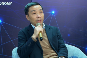 PGS.TS Phạm Thế Anh: Dồn lực vào đầu tư công mà doanh nghiệp Việt đứng ngoài thì vô nghĩa
