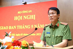 Đại tướng Lương Tam Quang chỉ đạo đẩy mạnh xử lý tội phạm sản xuất hàng giả