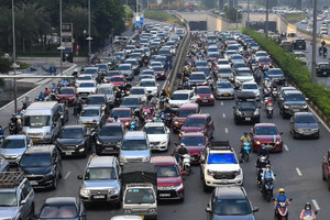 Từ 2030, ô tô không đạt chuẩn khí thải sẽ không được lưu thông ở Hà Nội, TPHCM