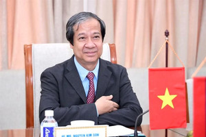 Bộ trưởng Bộ Giáo dục và Đào tạo: Tiếng Lào có thể trở thành ngoại ngữ thứ 8 dạy trong các trường phổ thông