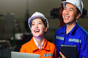 Không có bằng đại học vẫn có thể hái ra tiền từ 5 nghề sau