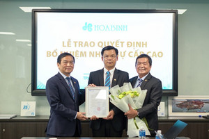 Cổ phiếu HBC mất 80% giá trị từ đỉnh VN-Index 1.500, CEO đăng ký bán sạch cổ phần