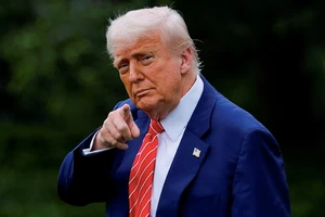 Tổng thống Mỹ Trump ký lệnh tăng thuế thép và nhôm lên 50%, Trung Quốc kêu gọi WTO hành động