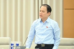 'Thời tiết này không có điều hòa chắc không làm việc được'
