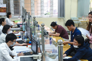 Còn hơn 64.000 tỷ chưa chi, lao động thất nghiệp vẫn nhận trợ cấp 'chưa đủ sống'