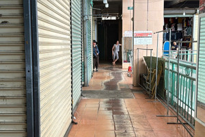 Tiểu thương Sơn La đến Quảng Bình chung một nỗi lo, kiốt và cửa hàng thi nhau đóng cửa