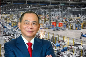 Tỷ phú Phạm Nhật Vượng ra mắt mẫu robot 'Made in Vietnam' đầu tiên, quyết khai phá thị trường 7.000 tỷ USD