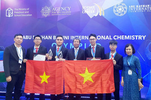 Tin vui, 3 học sinh trường chuyên của Việt Nam giành Huy chương Vàng Olympic Hóa học quốc tế