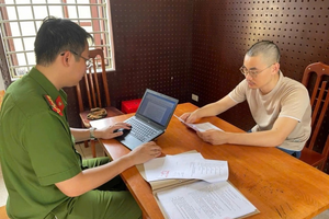 Bắt Vũ Nho Thoại