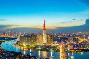 Sau sáp nhập, người dân của siêu đô thị này có thể đi lại trong thành phố bằng máy bay