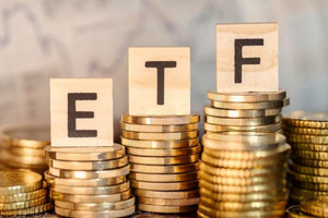 ETF vàng ghi nhận rút ròng lần đầu sau 5 tháng: Chuyện gì đang xảy ra?