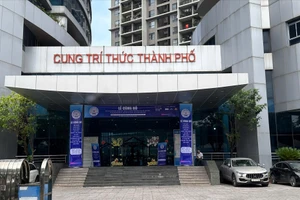 Hà Nội 'tìm đầu ra' gần 300 trụ sở dôi dư