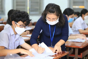 Học giỏi tự nhiên đừng bỏ qua top 5 ngành học ‘hái ra tiền’ này: Ngành luôn thiếu nhân lực, ngành có thu nhập ‘khủng’ lên tới hàng tỷ mỗi năm