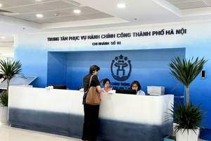 Chính thức từ ngày mai, người dân Hà Nội không còn phải xếp hàng để làm thủ tục này