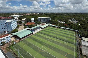 Trường đại học ở miền Tây có sân vận động tiền tỷ, đúng tiêu chuẩn FIFA