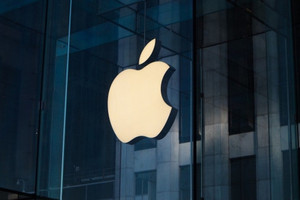 Đế chế iPhone lao đao: Vì sao Apple đang thất thế trên mọi mặt trận?