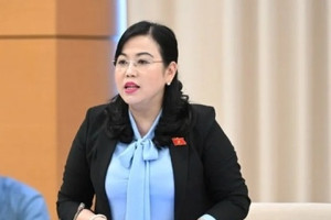 Lách luật bằng cách ép học sinh hoặc phụ huynh làm đơn đăng ký học thêm tự nguyện