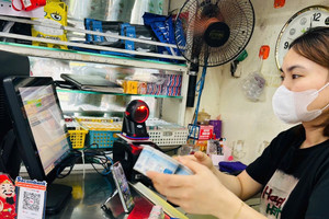 Hộ kinh doanh loay hoay với hóa đơn điện tử từ máy tính tiền: Nên lùi 3 tháng, chưa nên phạt