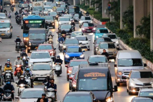 Chủ tịch TP. Hà Nội: Không thay đổi lộ trình hạn chế xe máy tại các quận nội thành vào năm 2030