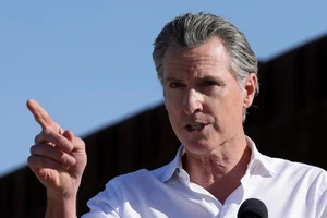 Thống đốc California gặp rủi ro khi bị Tổng thống Trump ‘chiếu tướng’