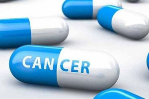 Một công ty chứng khoán đến thăm doanh nghiệp sản xuất thuốc điều trị ung thư đầu tiên tại Việt Nam, không đưa ra đánh giá