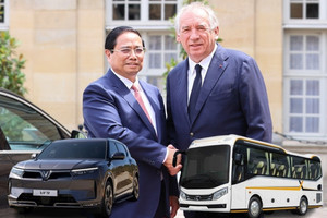Thủ tướng kêu gọi nhà đầu tư Pháp hợp lực với Việt Nam để phát triển lĩnh vực ô tô, nơi ghi dấu thành công của THACO, VinFast