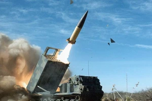 Mỹ tuyên bố cắt giảm viện trợ quân sự cho Ukraine