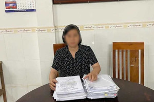 Truy tố 4 nhân viên ngân hàng
