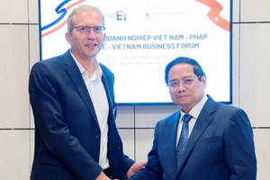 Gặp Thủ tướng, CEO tập đoàn đường sắt số 2 thế giới nói sẵn sàng tham gia dự án đường sắt tốc độ cao Bắc - Nam