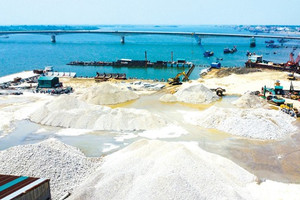 Vùng đất thép miền Trung mở cảng biển du lịch đầu tiên