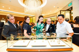 Hàng giả tràn lan, doanh nghiệp ngoại chùn bước tại thị trường Việt