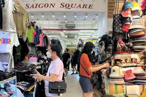 Saigon Square bị báo cáo quốc tế chỉ đích danh về vấn nạn hàng giả