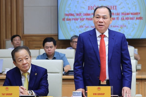 Vingroup (VIC) đề nghị làm rõ vấn đề nóng trong mua bán bất động sản, Bộ Xây dựng lên tiếng phản hồi