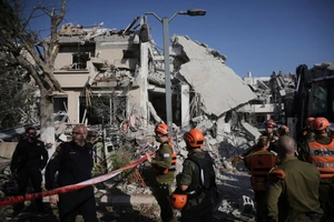 Iran chuẩn bị phóng khoảng 2.000 rocket vào Israel?