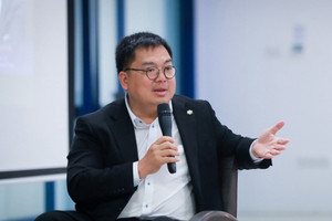 Ông Hoàng Nam Tiến: Thông minh và chăm chỉ may ra mới đủ ăn khi về già, còn muốn làm giàu phải vượt ngưỡng chính mình