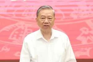 Tổng Bí thư: Hà Nội cần 'không né tránh khuyết điểm, mổ xẻ sâu các điểm nghẽn'