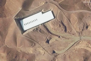 Nhà máy hạt nhân Iran ẩn mình dưới lòng đất, Israel bất lực vì không có bom đủ mạnh?