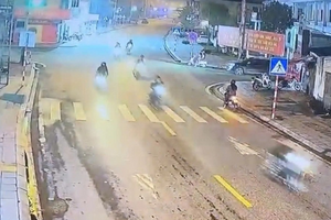 Đề nghị truy tố 11 thanh thiếu niên